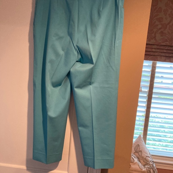 Talbots capri pant,size 12,never worn, front pockets,side zipper, aqua blue - Picture 4 of 6